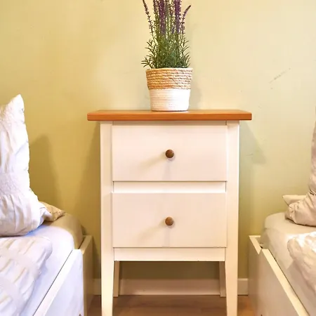 Maiplace Studio-apartment Lejlighed *